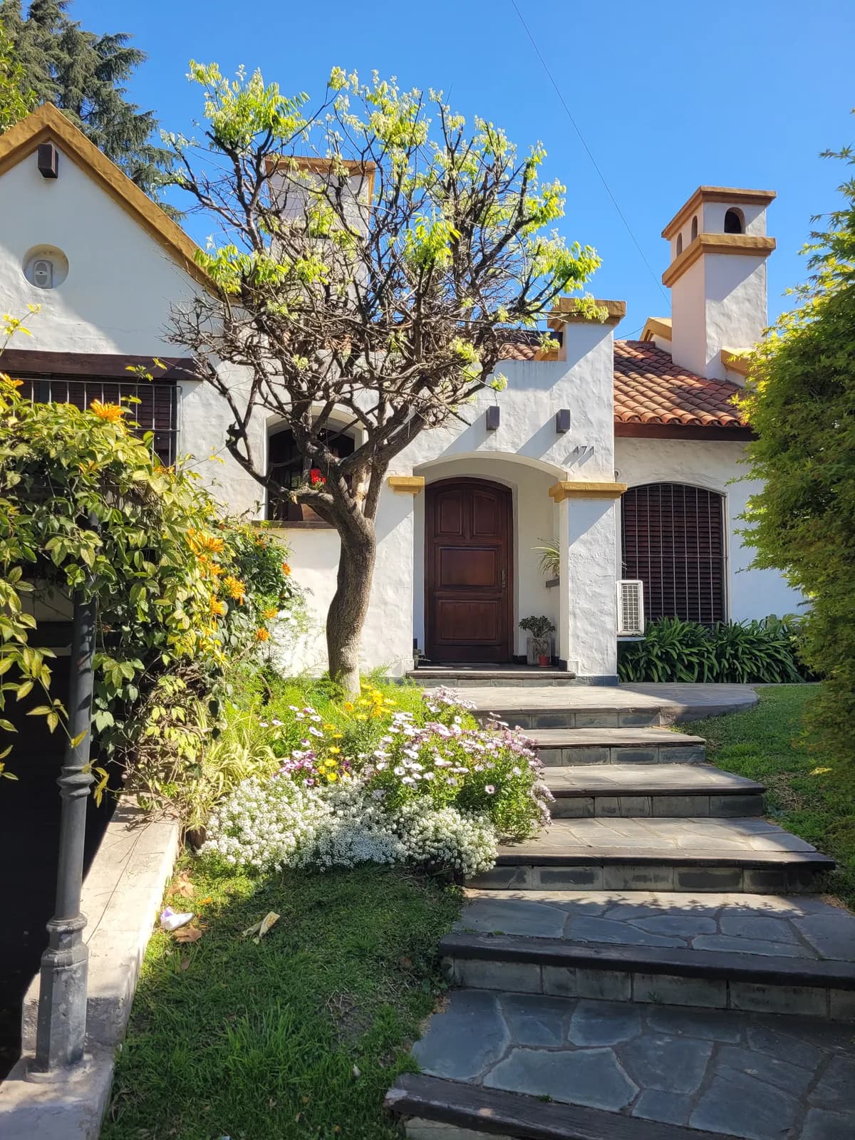 Oportunidad de inversión. Excelente lote sobre Av. Perón (Muñiz)